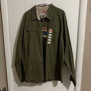 Wrangler Men's Classic Olive Shirt NWT